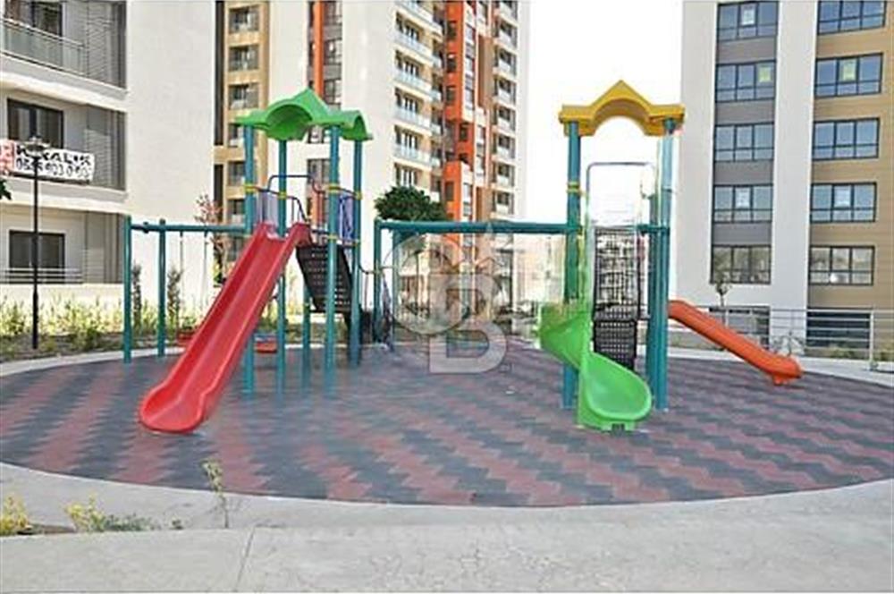 GüneyPark-1 de, Yüksek Katta, Geniş Manzaralık Daire