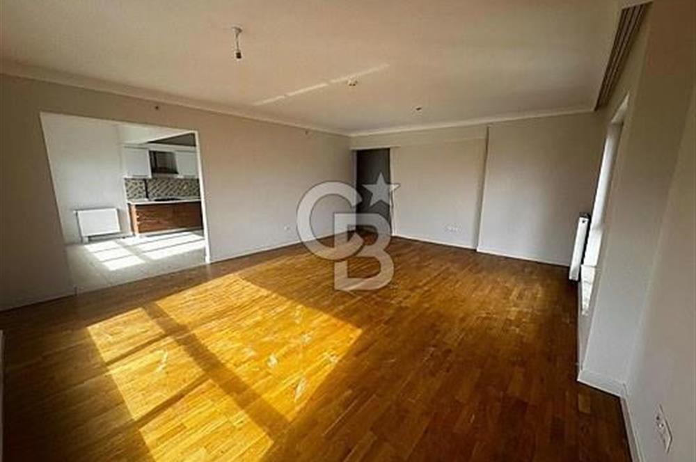 GüneyPark-1 de, Yüksek Katta, Geniş Manzaralık Daire