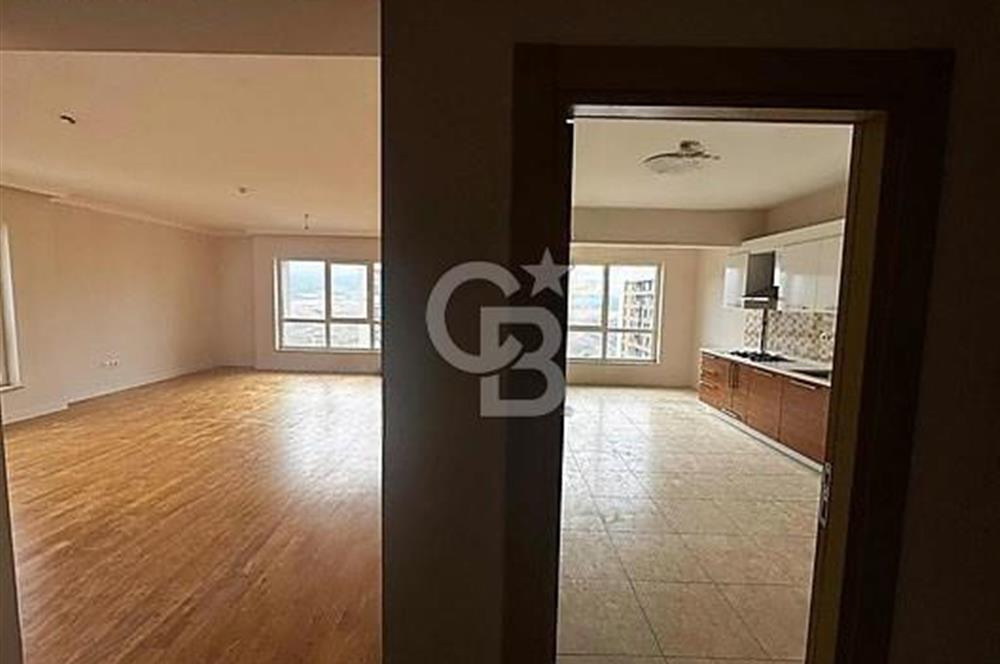 GüneyPark-1 de, Yüksek Katta, Geniş Manzaralık Daire