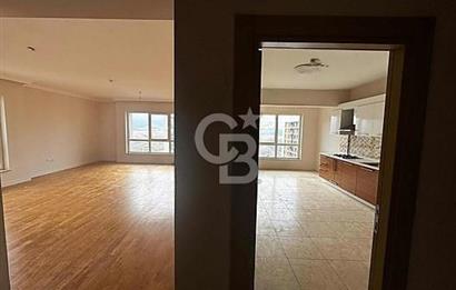 GüneyPark-1 de, Yüksek Katta, Geniş Manzaralık Daire