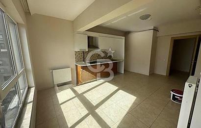 GüneyPark-1 de, Yüksek Katta, Geniş Manzaralık Daire