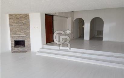 CB EVEREST'TEN ÇEKİRGE SELVİLİ CD.ARAKAT 3+1 GENİŞ DAİRE.