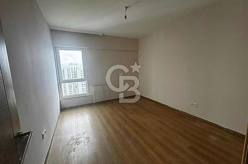 GüneyPark-1 de, Yüksek Katta, Geniş Manzaralık Daire