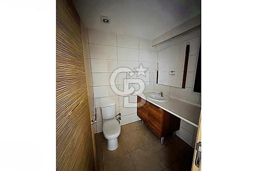 GüneyPark-1 de, Yüksek Katta, Geniş Manzaralık Daire