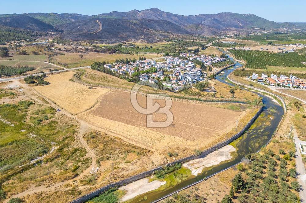 SEFERİHİSAR DOĞANBEY TURİZM İMARLI 8.670 M2 ARSA