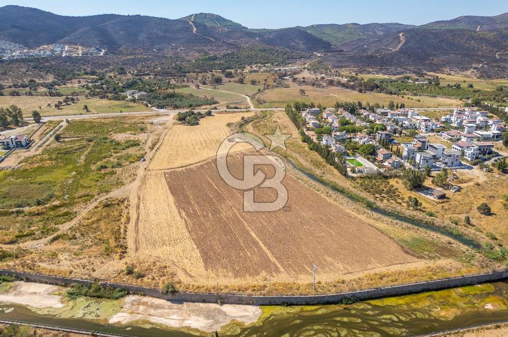 SEFERİHİSAR DOĞANBEY TURİZM İMARLI 8.670 M2 ARSA