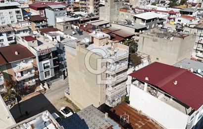 Buca’da Konut ve Dükkandan Oluşan Komple Satılık Bina 