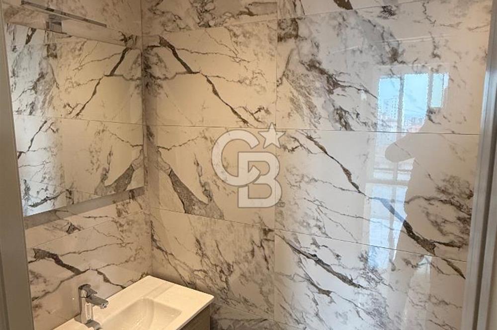 Nora Yapı Palmiye Sokakta Deniz Manzaralı, 2+1 Kiralık Daire