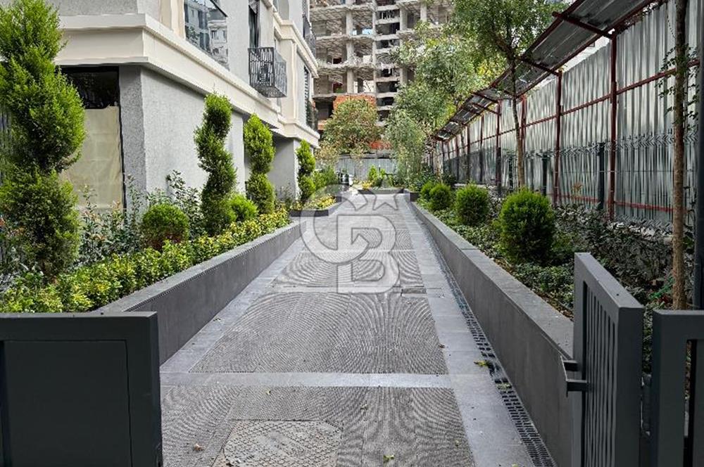 Nora Yapı Palmiye Sokakta Deniz Manzaralı, 2+1 Kiralık Daire