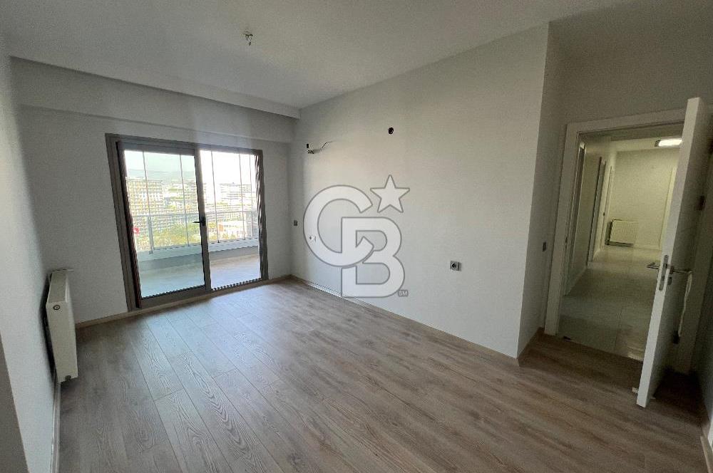 Bornova Goldiva Kuzey Sitesi 3+1 Satılık 186m2 Arakat Daire