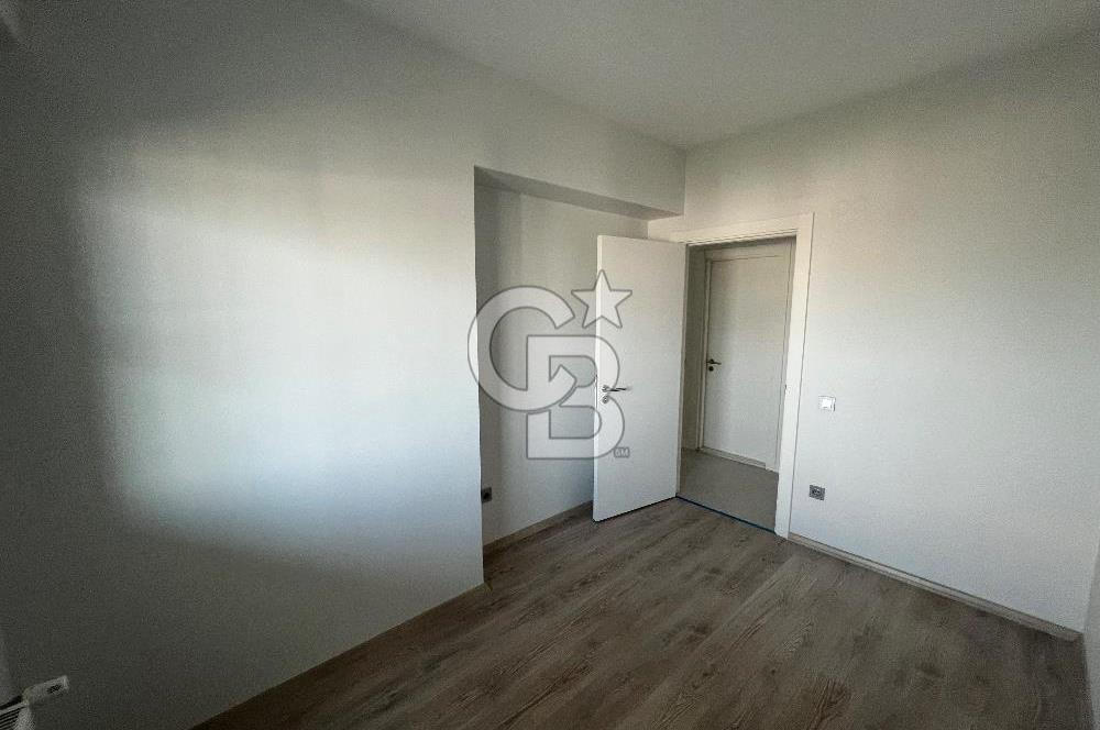 Bornova Goldiva Kuzey Sitesi 3+1 Satılık 186m2 Arakat Daire