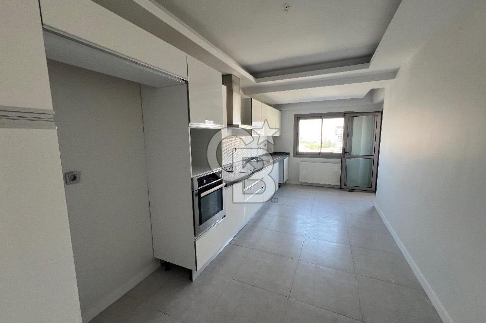 Bornova Goldiva Kuzey Sitesi 3+1 Satılık 186m2 Arakat Daire