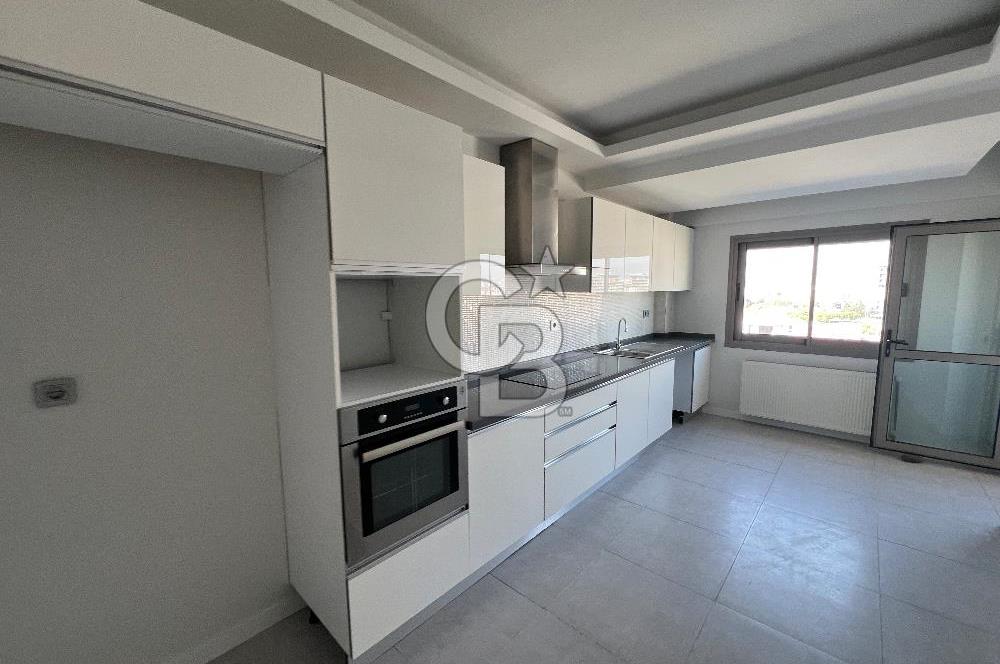 Bornova Goldiva Kuzey Sitesi 3+1 Satılık 186m2 Arakat Daire