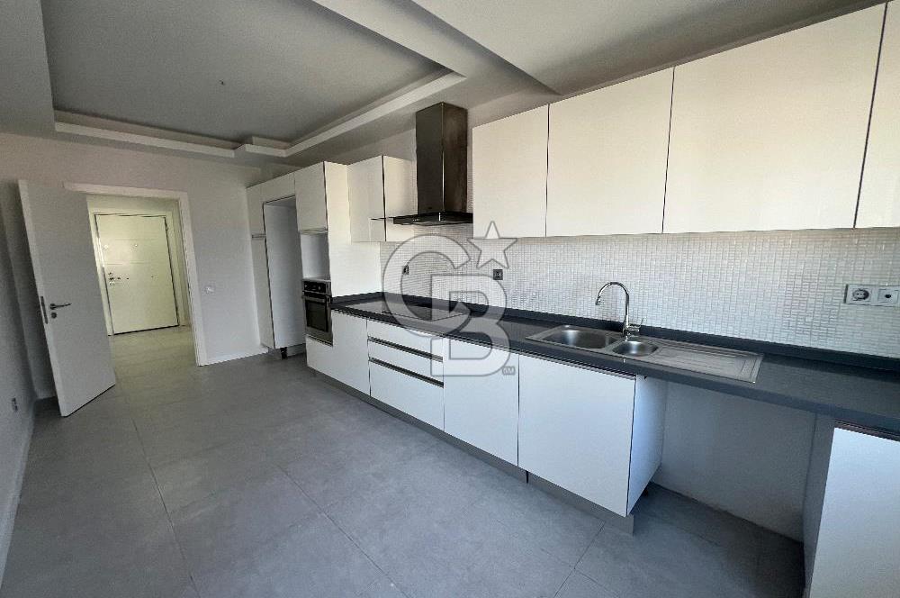 Bornova Goldiva Kuzey Sitesi 3+1 Satılık 186m2 Arakat Daire