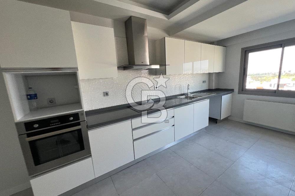 Bornova Goldiva Kuzey Sitesi 3+1 Satılık 186m2 Arakat Daire