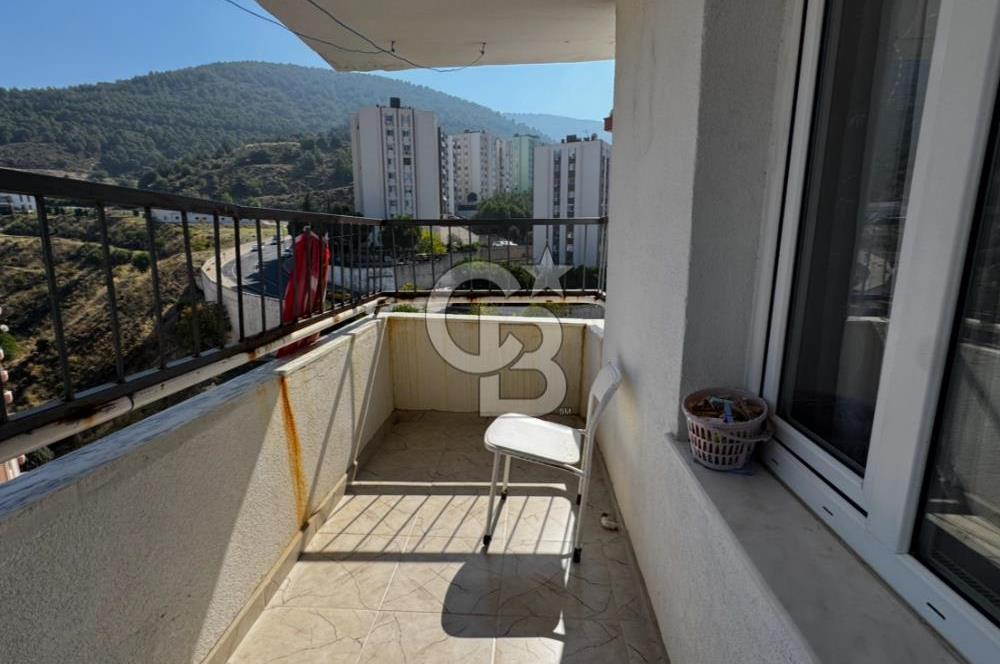 Narlıdere de 2+1 deniz manzaralı daire