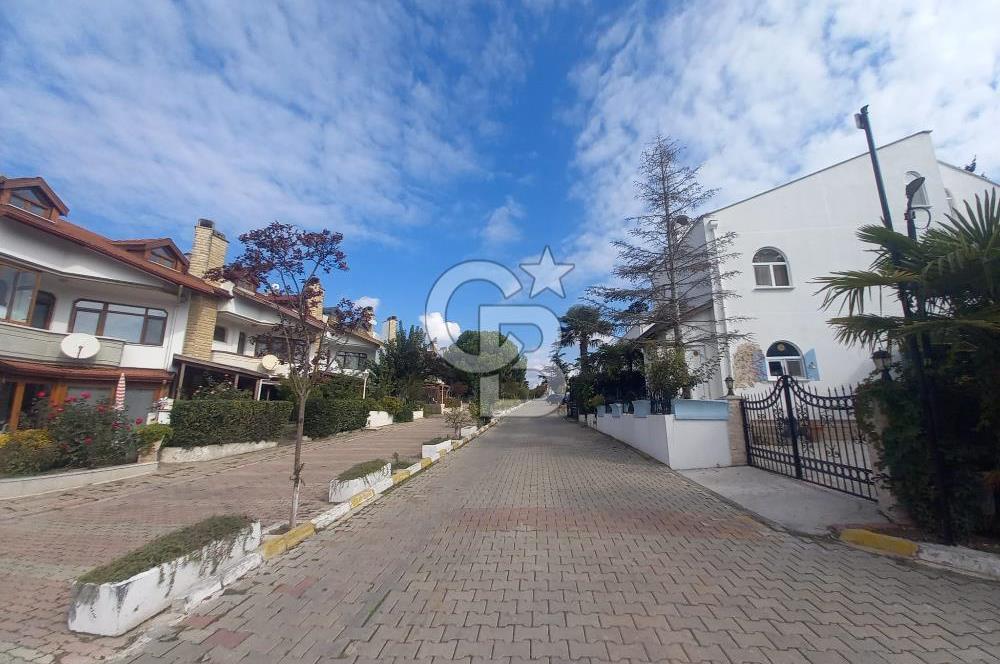 🏡 Marmaraereğlisi'nde Denize Sıfır 4+1 Dubleks Villa!