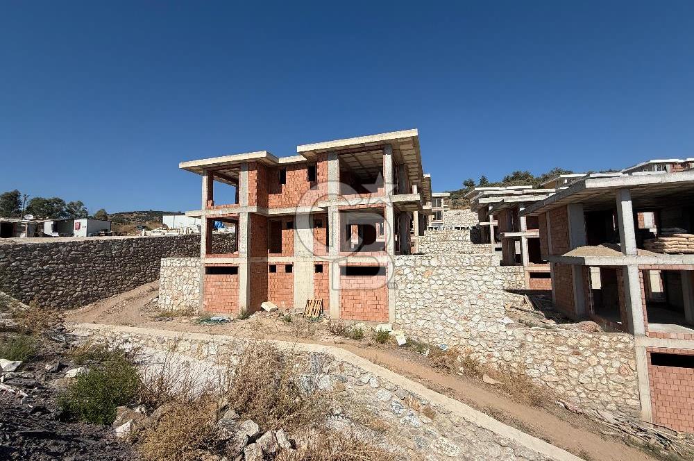 MİLAS DÖRTTEPE'DE SATILIK 3+1 DENİZ MANZARALI VİLLA