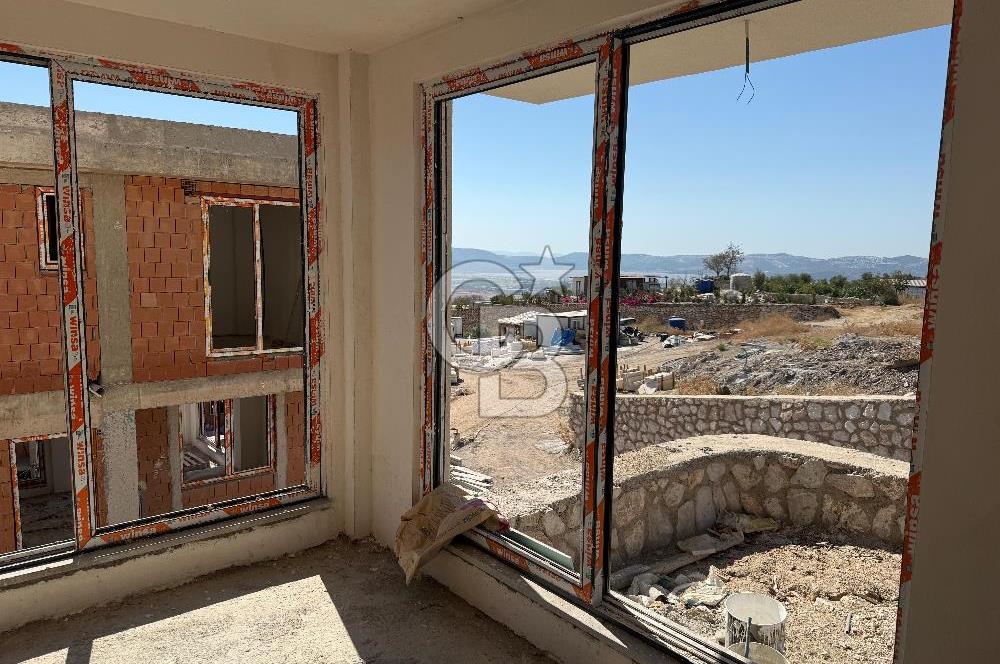 MİLAS DÖRTTEPE'DE SATILIK 3+1 DENİZ MANZARALI VİLLA