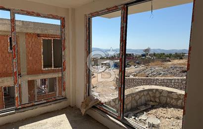 MİLAS DÖRTTEPE'DE SATILIK 3+1 DENİZ MANZARALI VİLLA