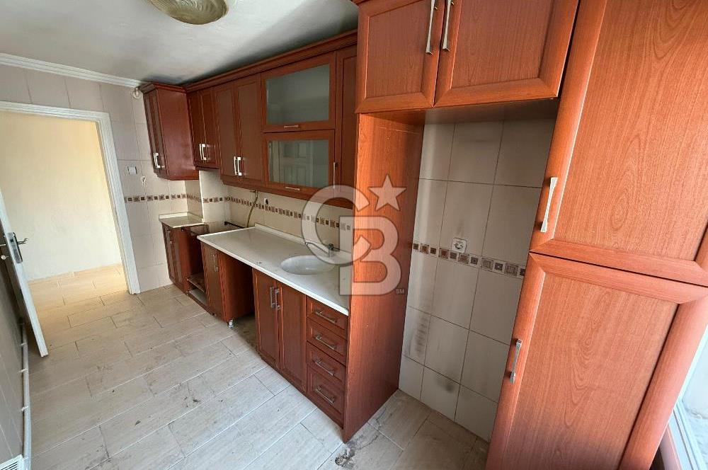 YEŞİLYURT ÜZÜMCÜ OKULU YAKINI SATILIK 3+1 DAİRE