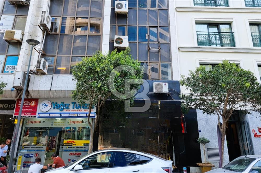 ALSANCAK MERKEZ'DE GAZİ BULVARI ÜZERİ SATILIK DÜKKAN....