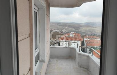 Pursaklarda 2+1 Belediye Yanında Satılık Daire