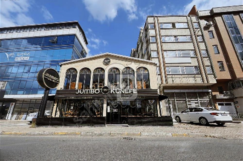 Ataşehir İçerenköy’de En İşlek Noktada Yüksek Kira Getirili İşyeri 