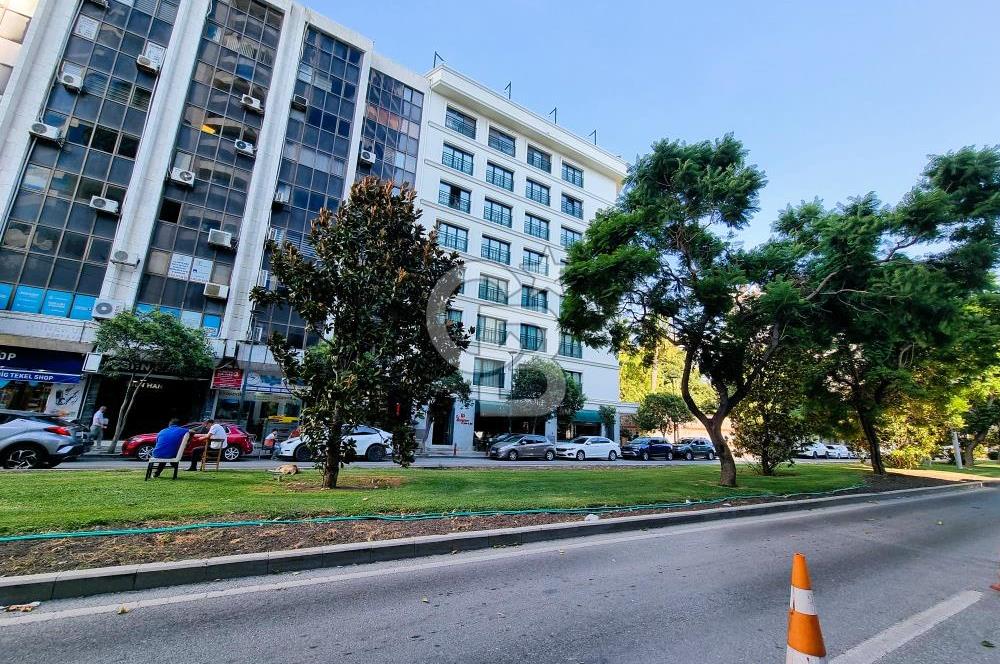 ALSANCAK MERKEZ'DE GAZİ BULVARI ÜZERİ SATILIK DÜKKAN....