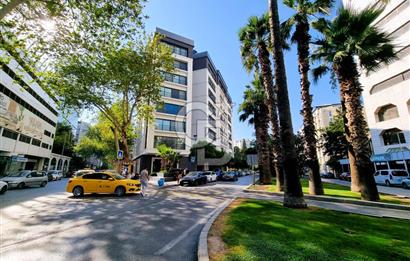 ALSANCAK MERKEZ'DE GAZİ BULVARI ÜZERİ SATILIK DÜKKAN....