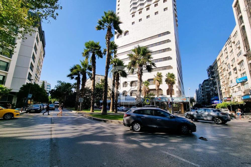 ALSANCAK MERKEZ'DE GAZİ BULVARI ÜZERİ SATILIK DÜKKAN....