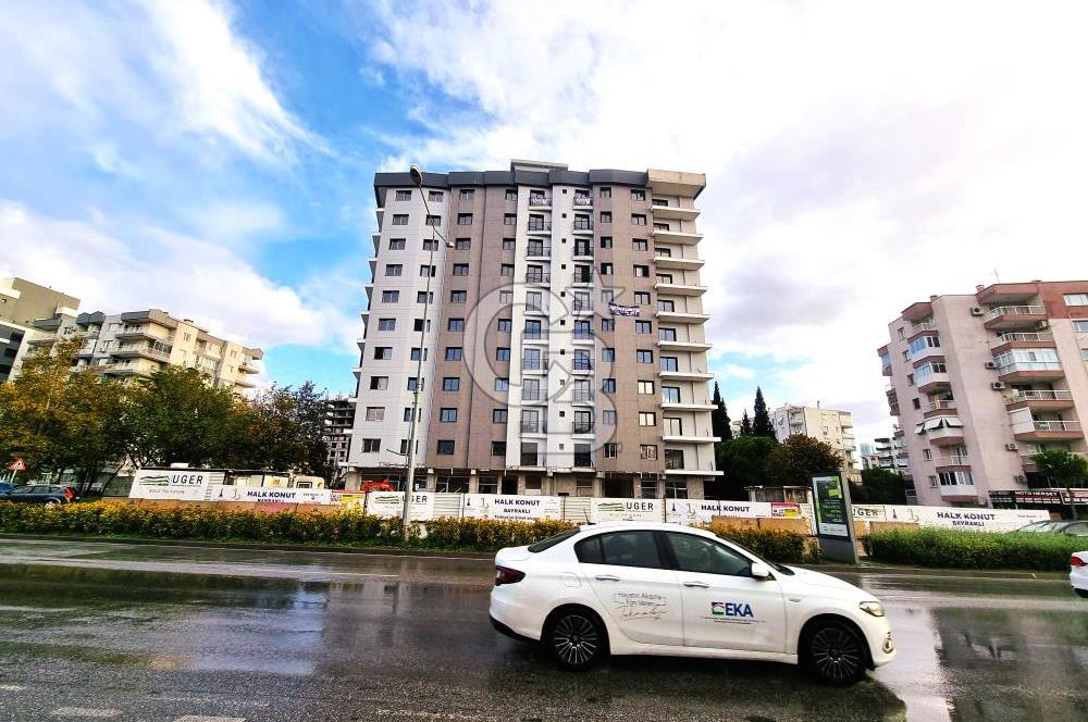 BORNOVA MANAVKUYU CADDE ÜZERİ MUHTEŞEM KONUMDA 3+1 SATILIK DAİRE