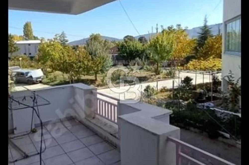 BEYŞEHİR BEYAZGÜL SİTESİN'DE 3+1 TRİPLEKS SATILIK VİLLA