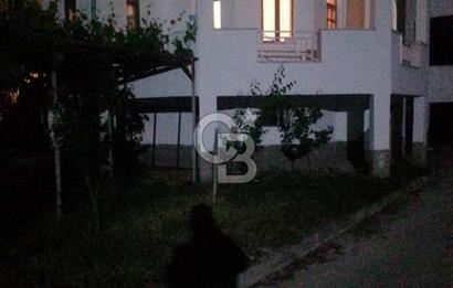 BEYŞEHİR BEYAZGÜL SİTESİN'DE 3+1 TRİPLEKS SATILIK VİLLA