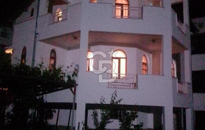 BEYŞEHİR BEYAZGÜL SİTESİN'DE 3+1 TRİPLEKS SATILIK VİLLA