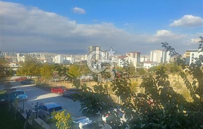 BAĞLICA'DA MUHTEŞEM MANZARALI, GENİŞ BAHÇELİ, SATILIK 4+1 VİLLA