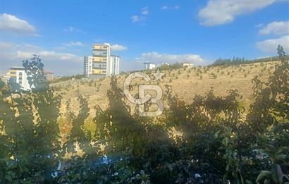 BAĞLICA'DA MUHTEŞEM MANZARALI, GENİŞ BAHÇELİ, SATILIK 4+1 VİLLA