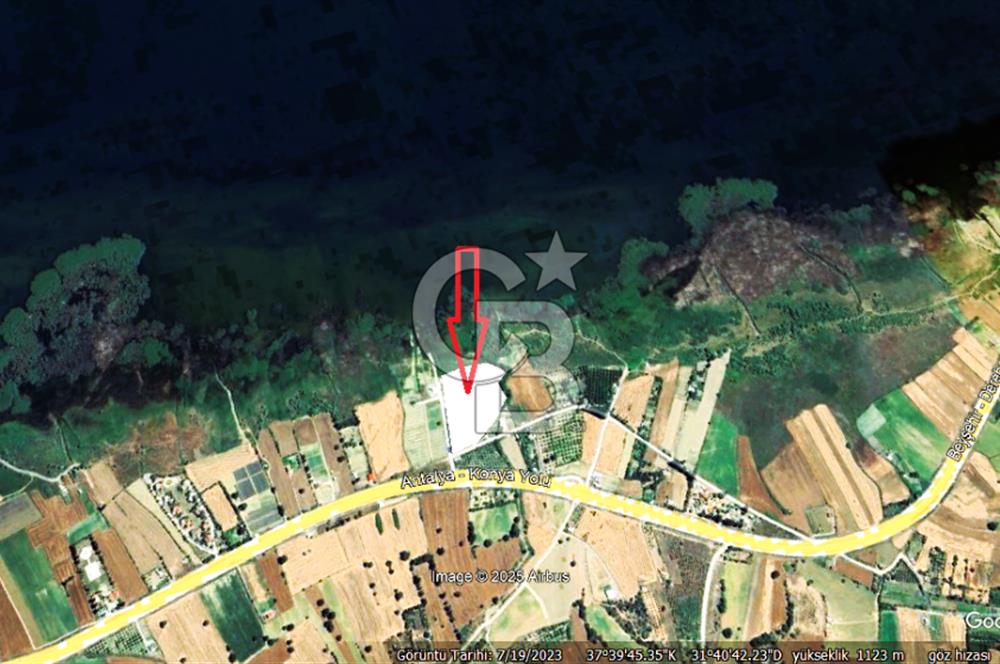 BEYŞEHİR BEYAZGÜL SİTESİN'DE 3+1 TRİPLEKS SATILIK VİLLA