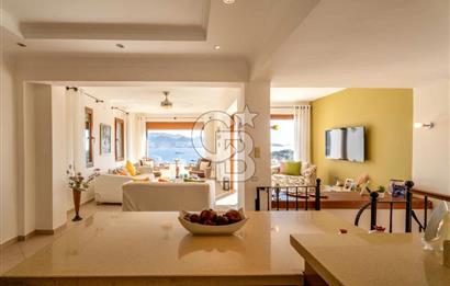 Yalıkavak Küdür Güneş Bende Deniz Manzaralı Özel İskeleli Villa