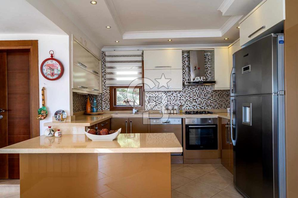 Yalıkavak Küdür Güneş Bende Deniz Manzaralı Özel İskeleli Villa