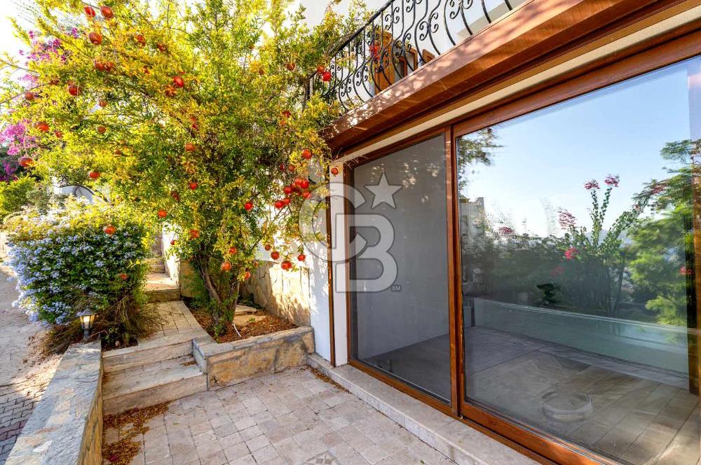 Yalıkavak Küdür Güneş Bende Deniz Manzaralı Özel İskeleli Villa