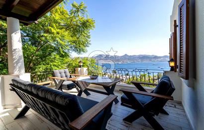 Yalıkavak Küdür Güneş Bende Deniz Manzaralı Özel İskeleli Villa