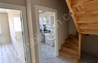 SATILIK 4+1 KULLANIŞLI YÜKSEK TAVAN DUBLEKS DAİRE