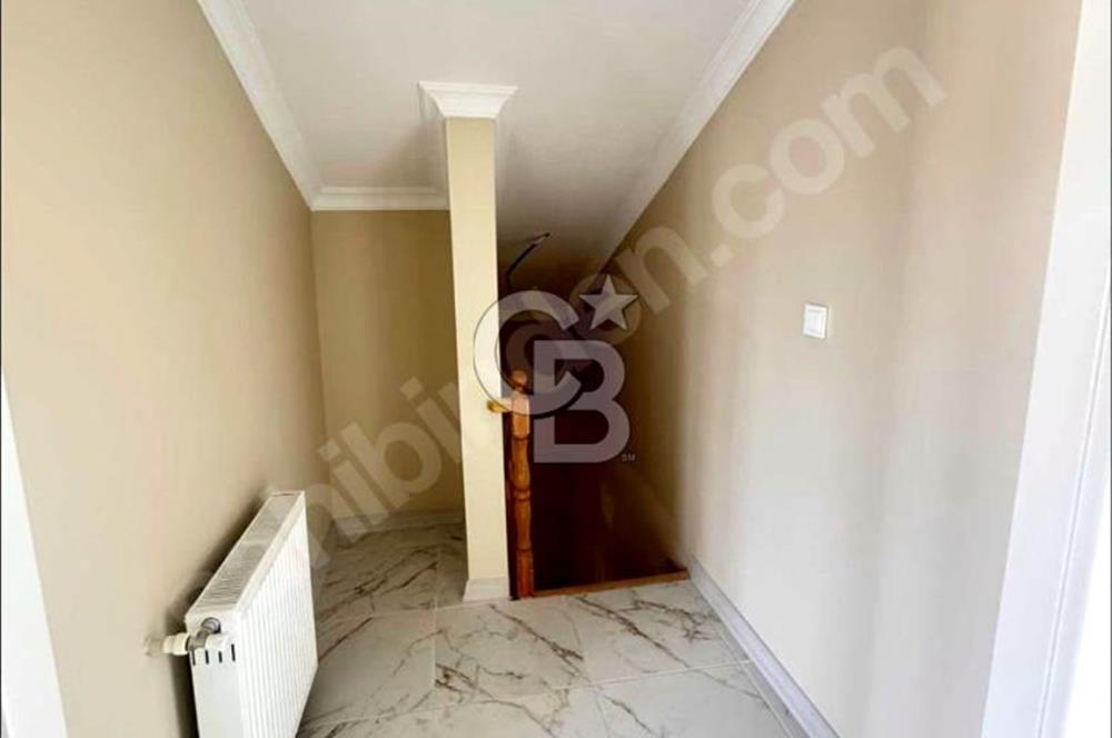 SATILIK 4+1 KULLANIŞLI YÜKSEK TAVAN DUBLEKS DAİRE