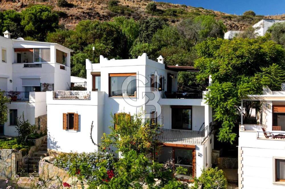 Yalıkavak Küdür Güneş Bende Deniz Manzaralı Özel İskeleli Villa