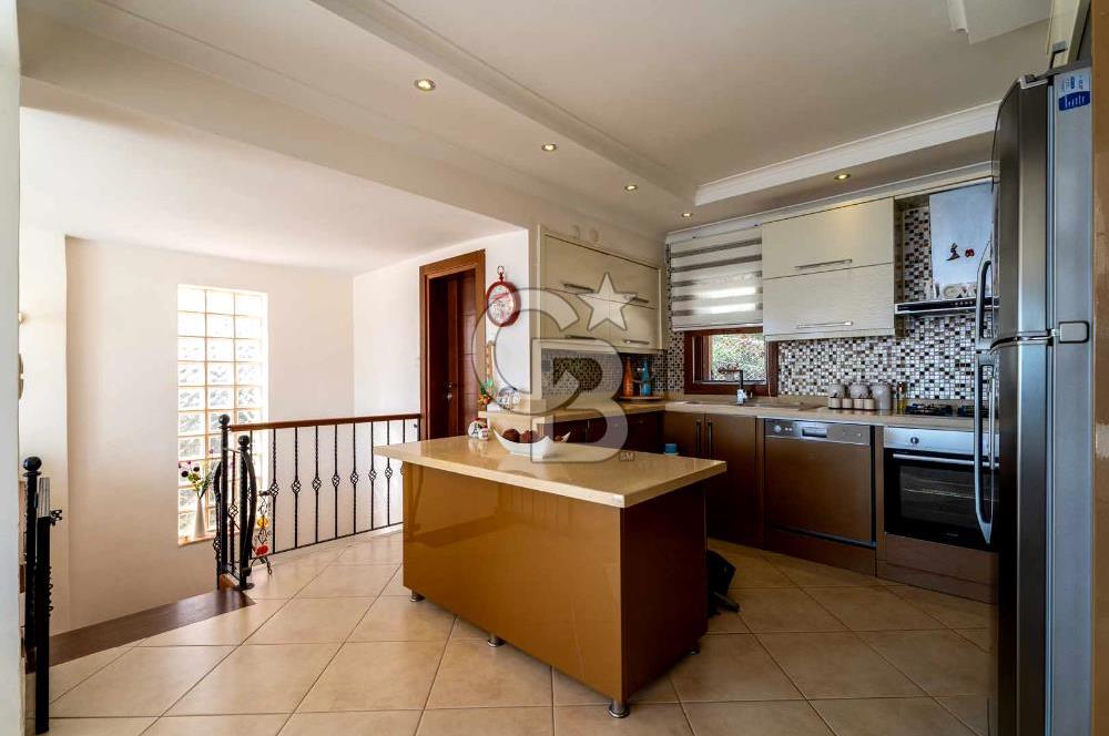 Yalıkavak Küdür Güneş Bende Deniz Manzaralı Özel İskeleli Villa