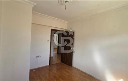 Yenimahalle Kayalar Erol Kaya Caddesi Köşe Konumda 3+1 Daire Boş