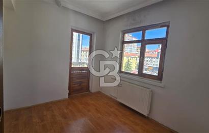 Yenimahalle Kayalar Erol Kaya Caddesi Köşe Konumda 3+1 Daire Boş