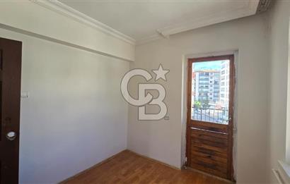 Yenimahalle Kayalar Erol Kaya Caddesi Köşe Konumda 3+1 Daire Boş