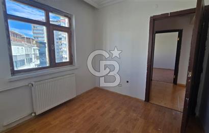 Yenimahalle Kayalar Erol Kaya Caddesi Köşe Konumda 3+1 Daire Boş